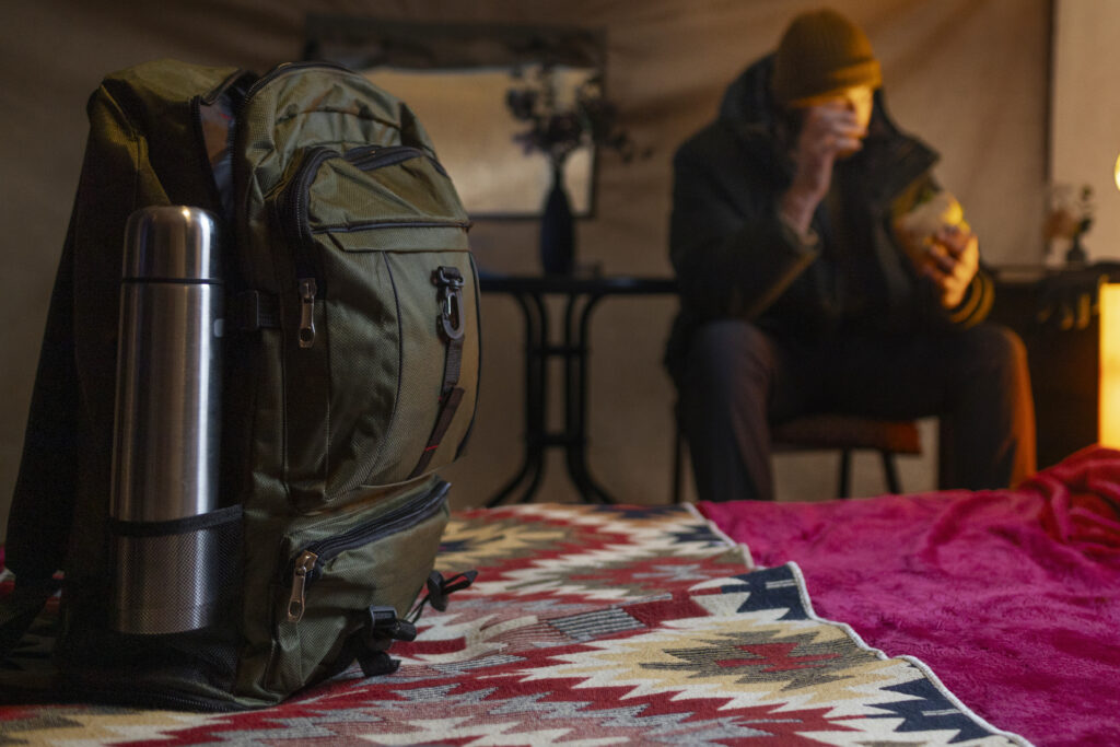 arts factory backpackers lodge byron bay